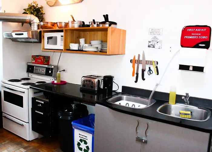 Auberge L'Apero Montréal